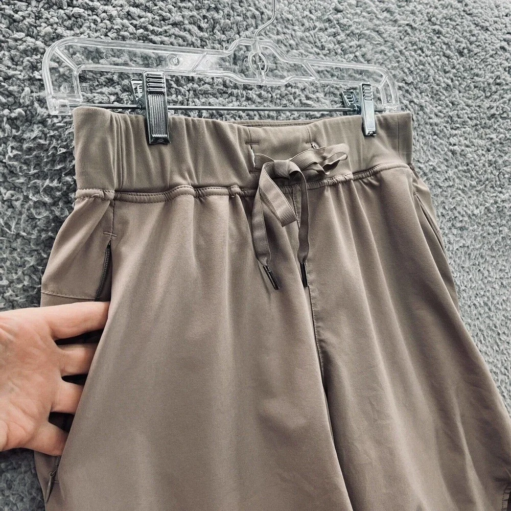 Glyder Shorts Womens Small Beige Active Stretch Running Workout Gym Unlined - Picture 3 of 14